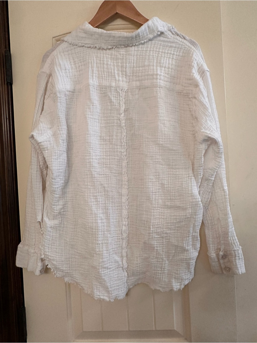 Urban Outfitters White Textured Gauze Top - Picture 3 of 9